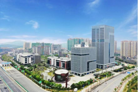 让二手交往更便捷、更确凿！转转 App 威客体育启动鸿蒙原生诈骗斥地(图1)